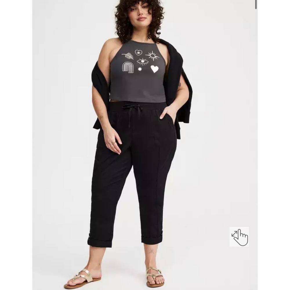 Torrid Pull-On Convertible Poplin Crop Pant Size 2Regular
